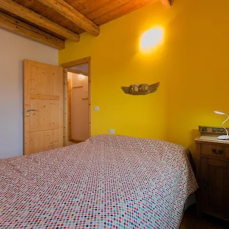 Casa Con Travi A Vista * Corno di Rosazzo