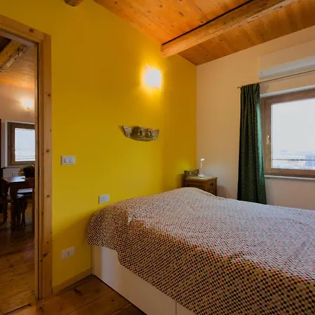 Casa Con Travi A Vista דירה Corno di Rosazzo