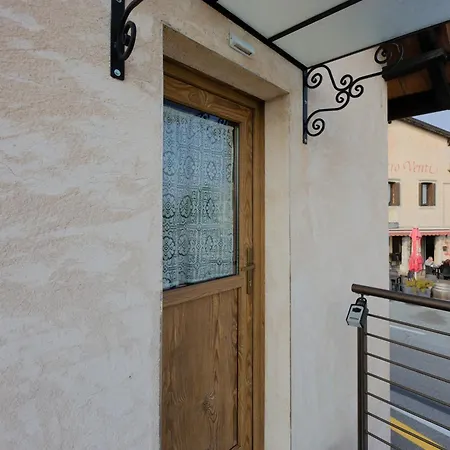 Casa Con Travi A Vista דירה